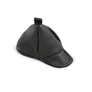 Čierna kožená kľúčenka vo tvaru čiapočky