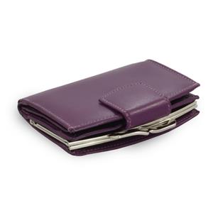 Fialová dámska kožená rámová peňaženka so zápinkou