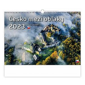 Nástenný kalendár 2023 - Česko medzi oblakmi